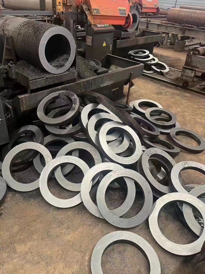 鸡泽鸡泽鸡泽20G无缝钢管切割